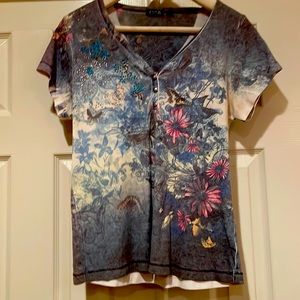 APT 9 Tee